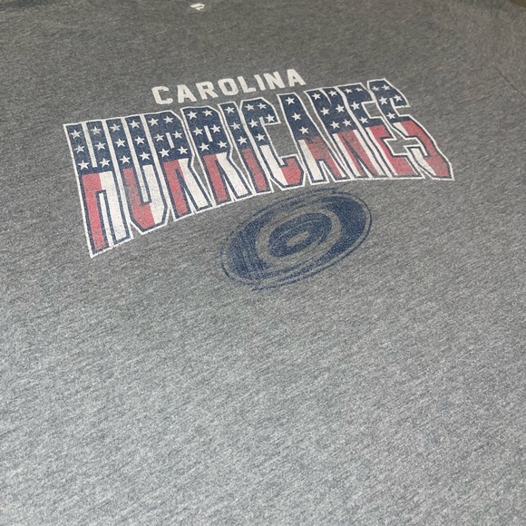 NHL- Gray XL Carolina Hurricanes T-shirt by Fanatics. Stars & Stripes Edition. - Picture 2 of 2